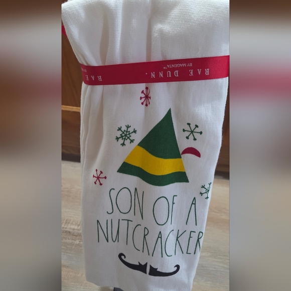 Rae Dunn ELF Cotton Headed Ninny Muggins 2 Pack Kitchen Towel Set - Picture 2 of 2